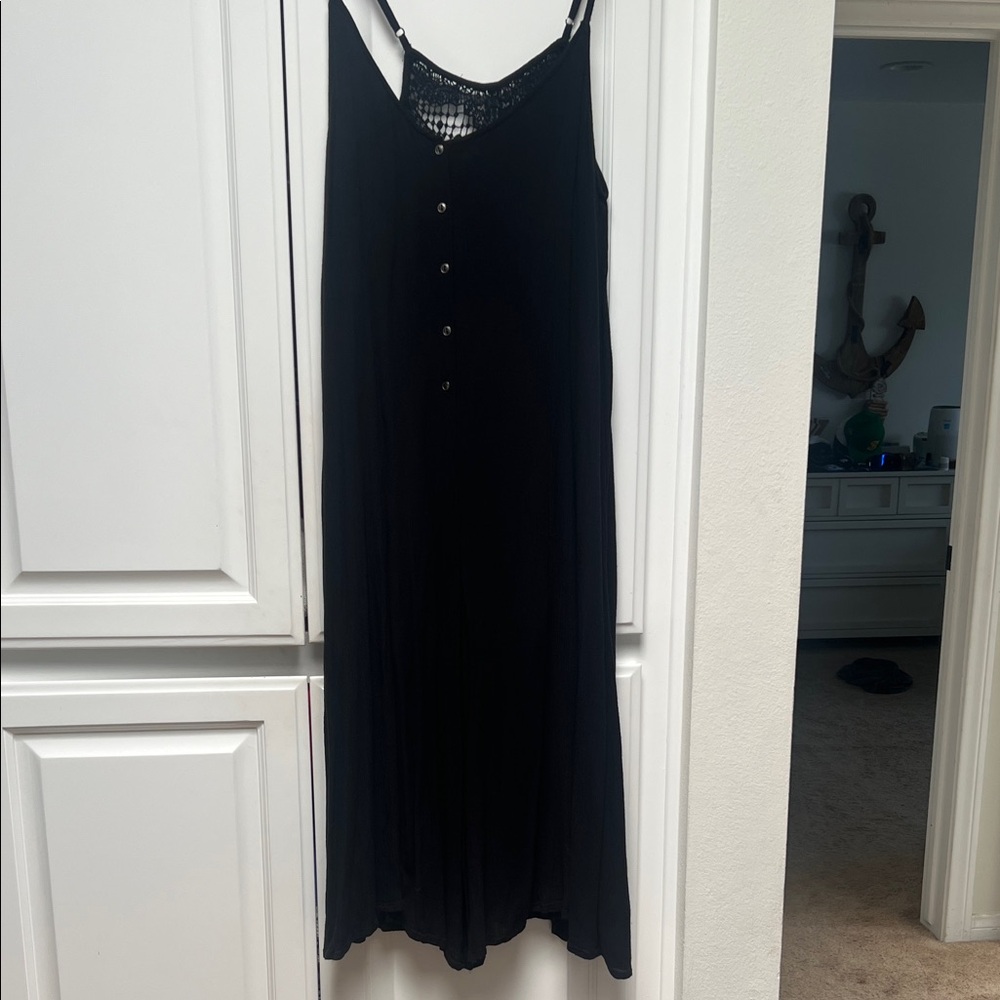 Amuse Society Elegant Black Sleeveless Jumpsuit